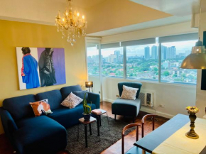 Greenhills 1BR Lower Penthouse w Panoramic View